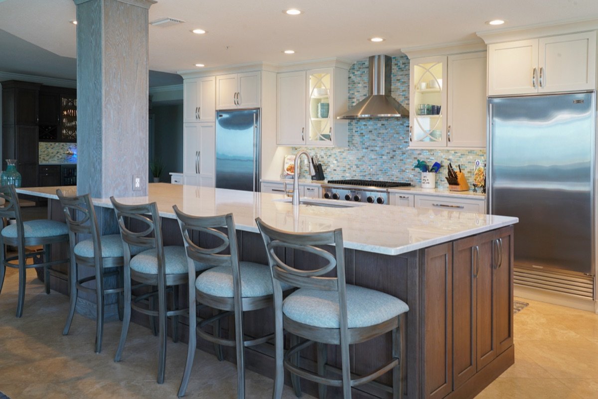 Kitchen by Mia Bella Designs, Coastal Retreat, Indian Shores